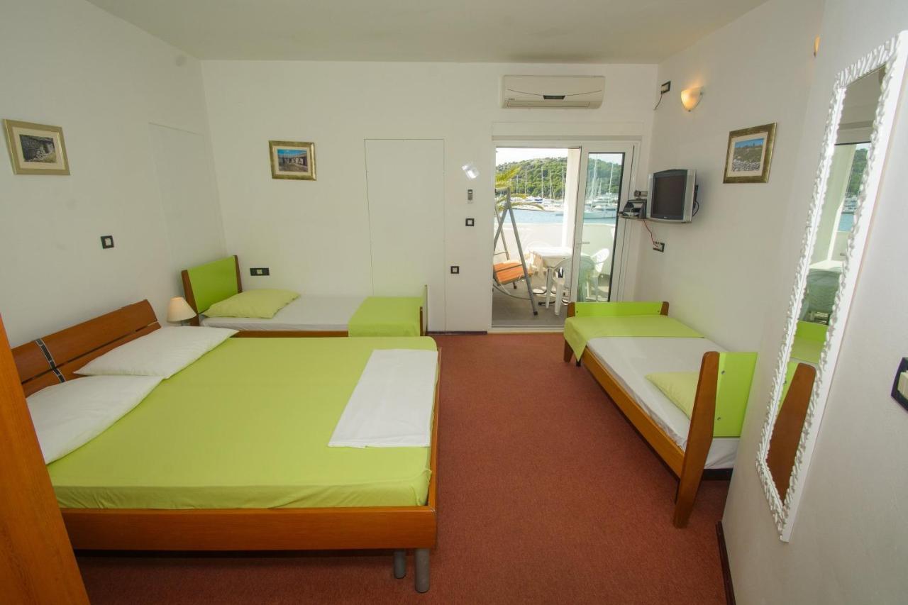 Apartments Marija - By The Sea Rogoznica  Exteriér fotografie